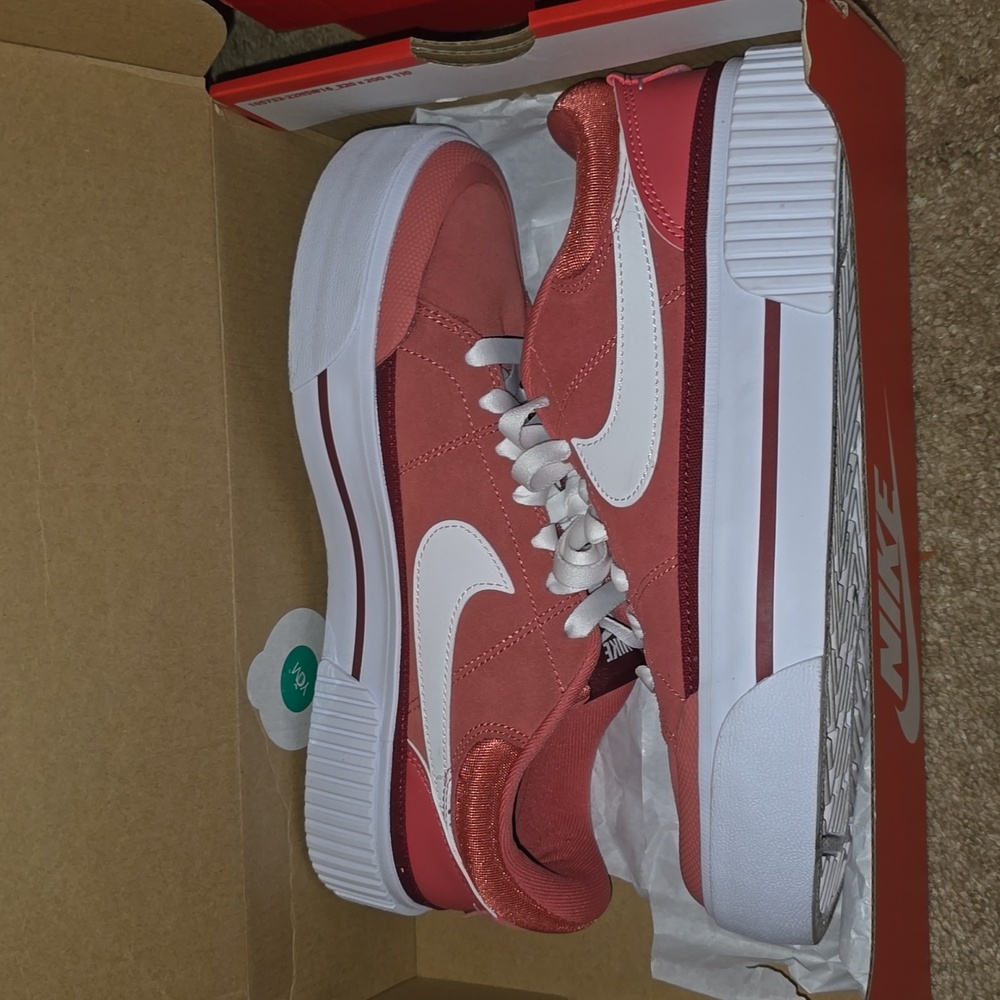 Nike Court Legacy Lift sz8.5